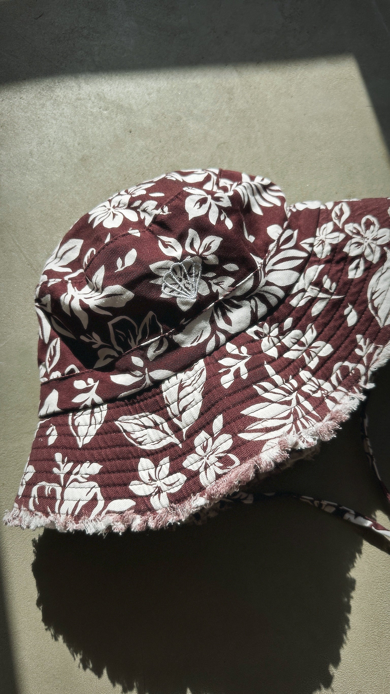 gypsy Hat - Brown hibiscus