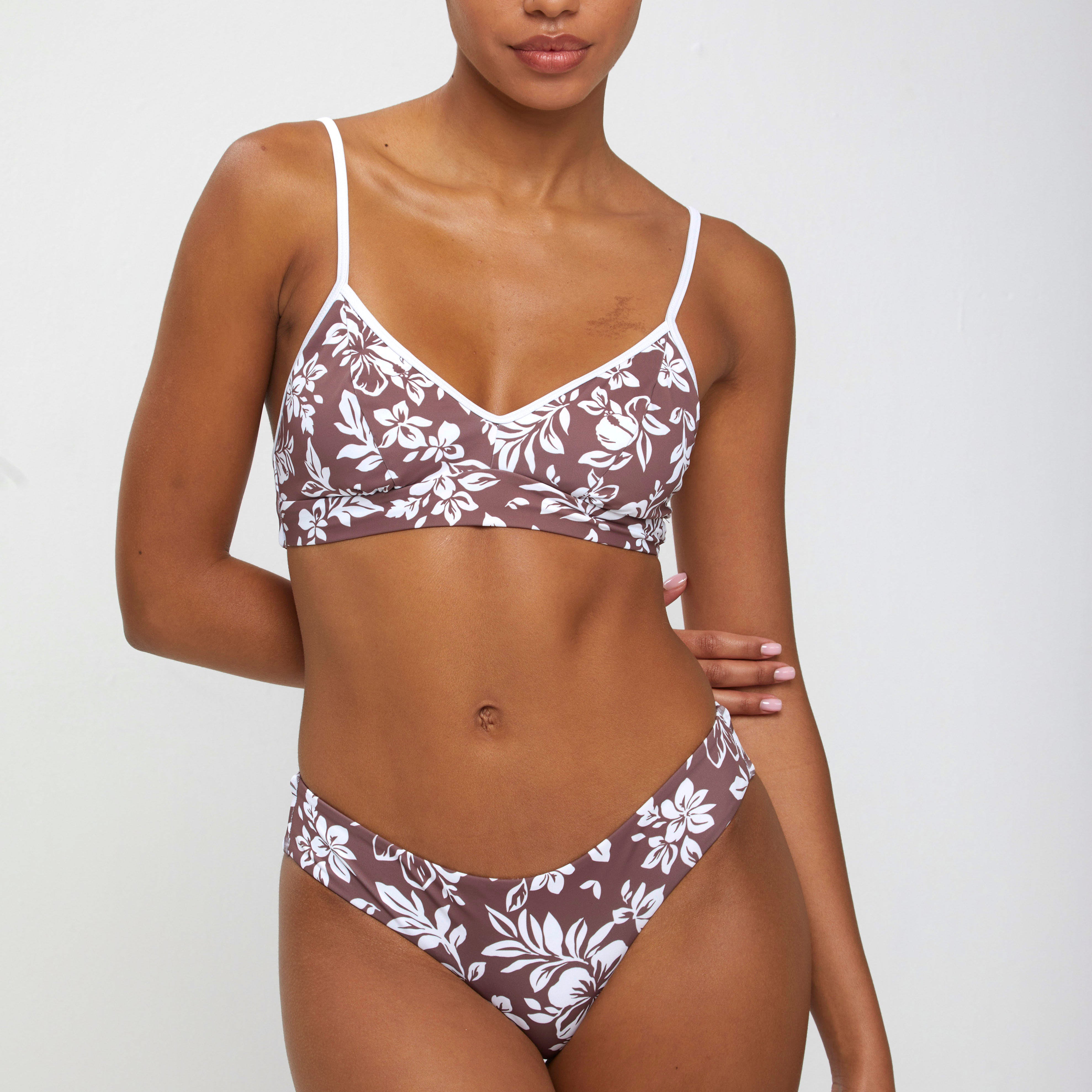Noosa top - Brown hibiscus