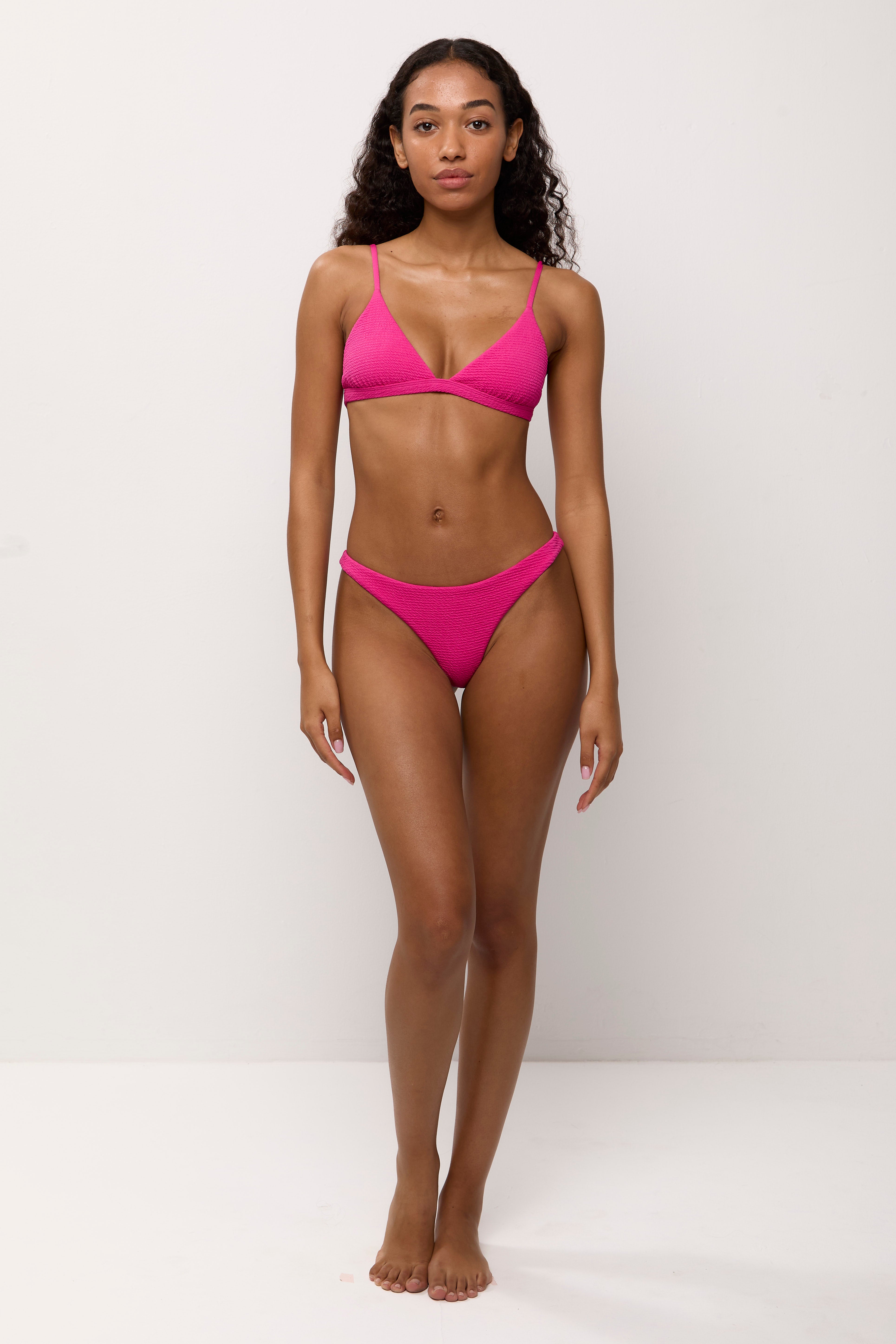 Pura Vida top - Dragonfruit