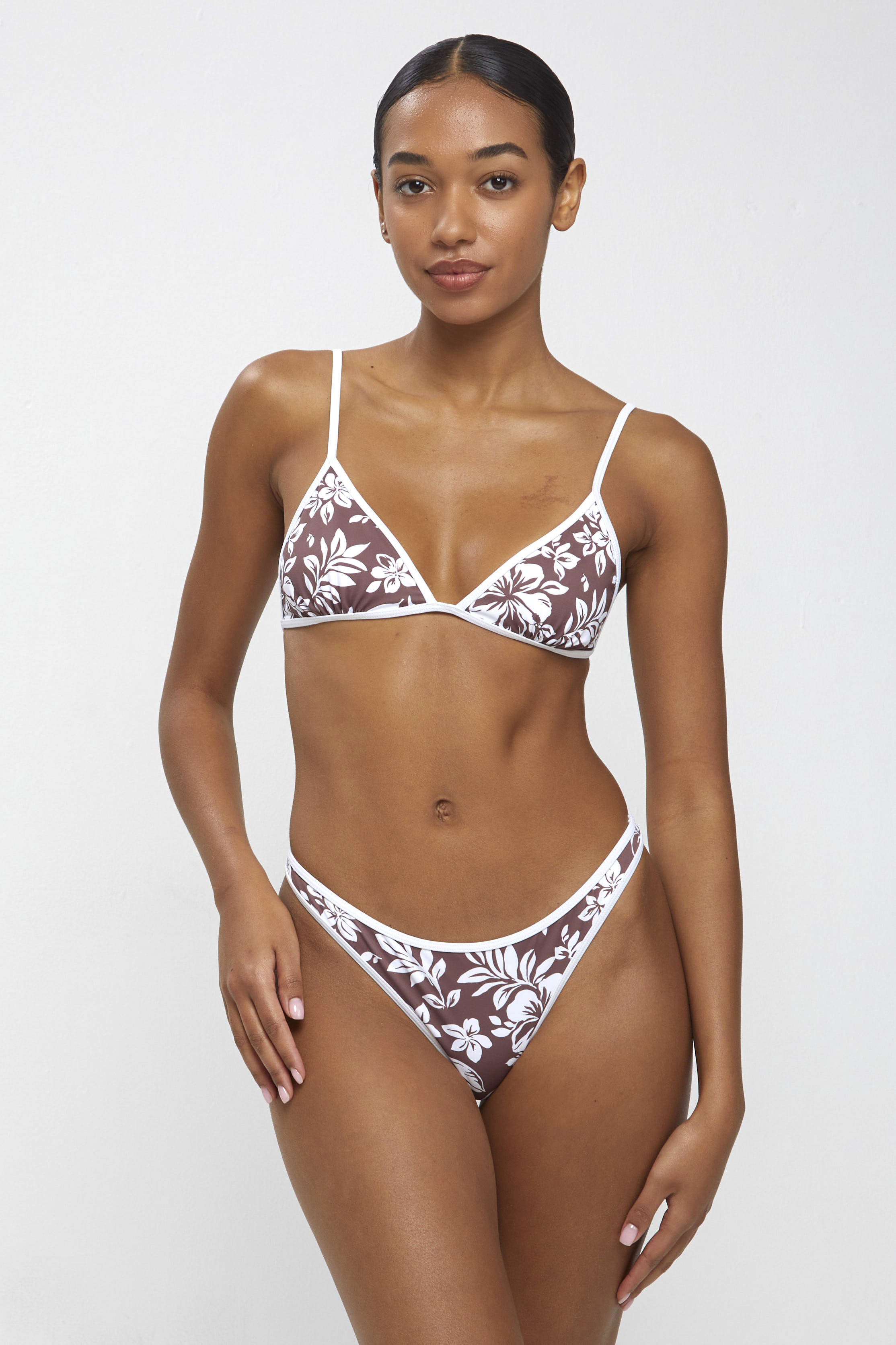 Naia top - Brown hibiscus