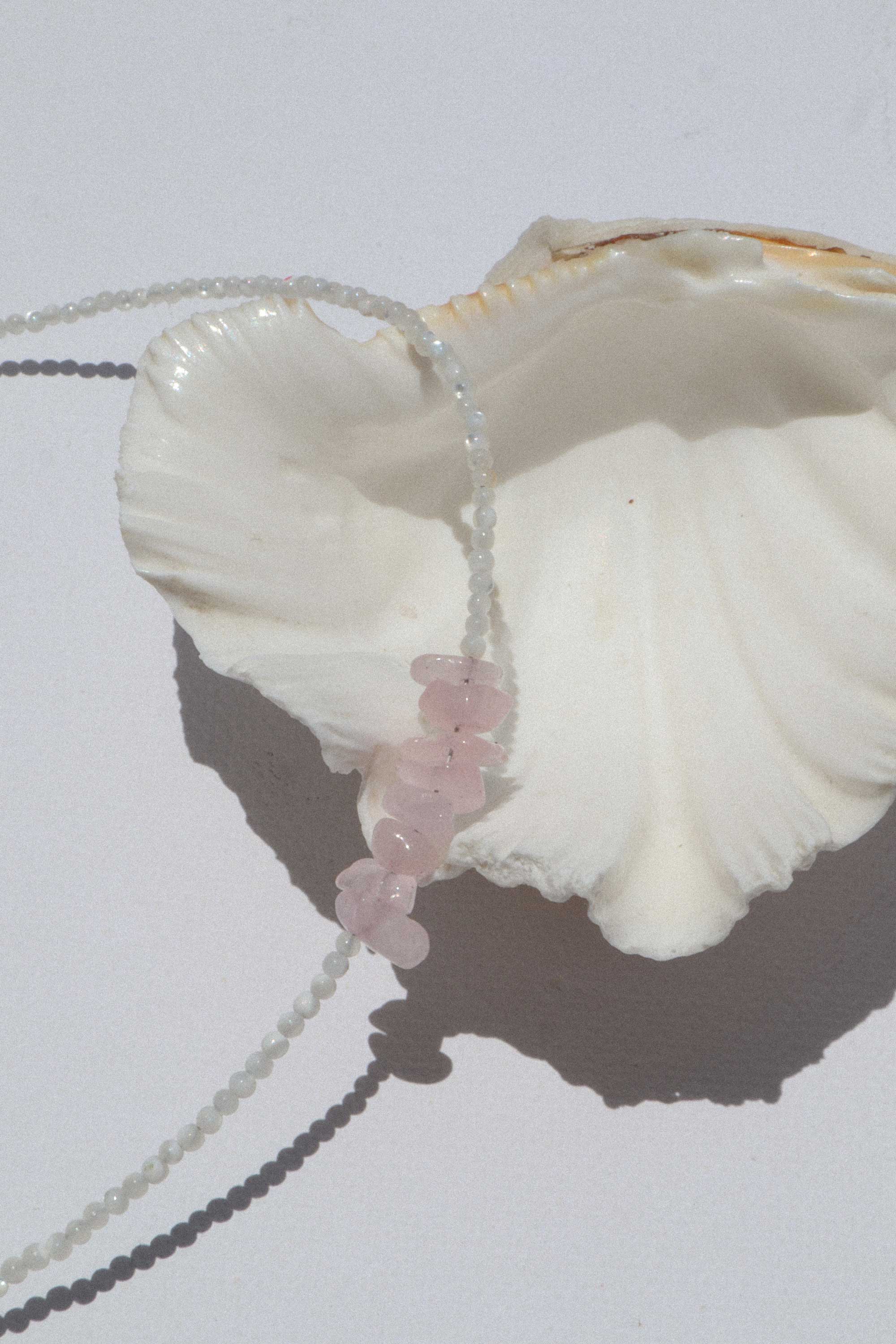Minimal Necklace