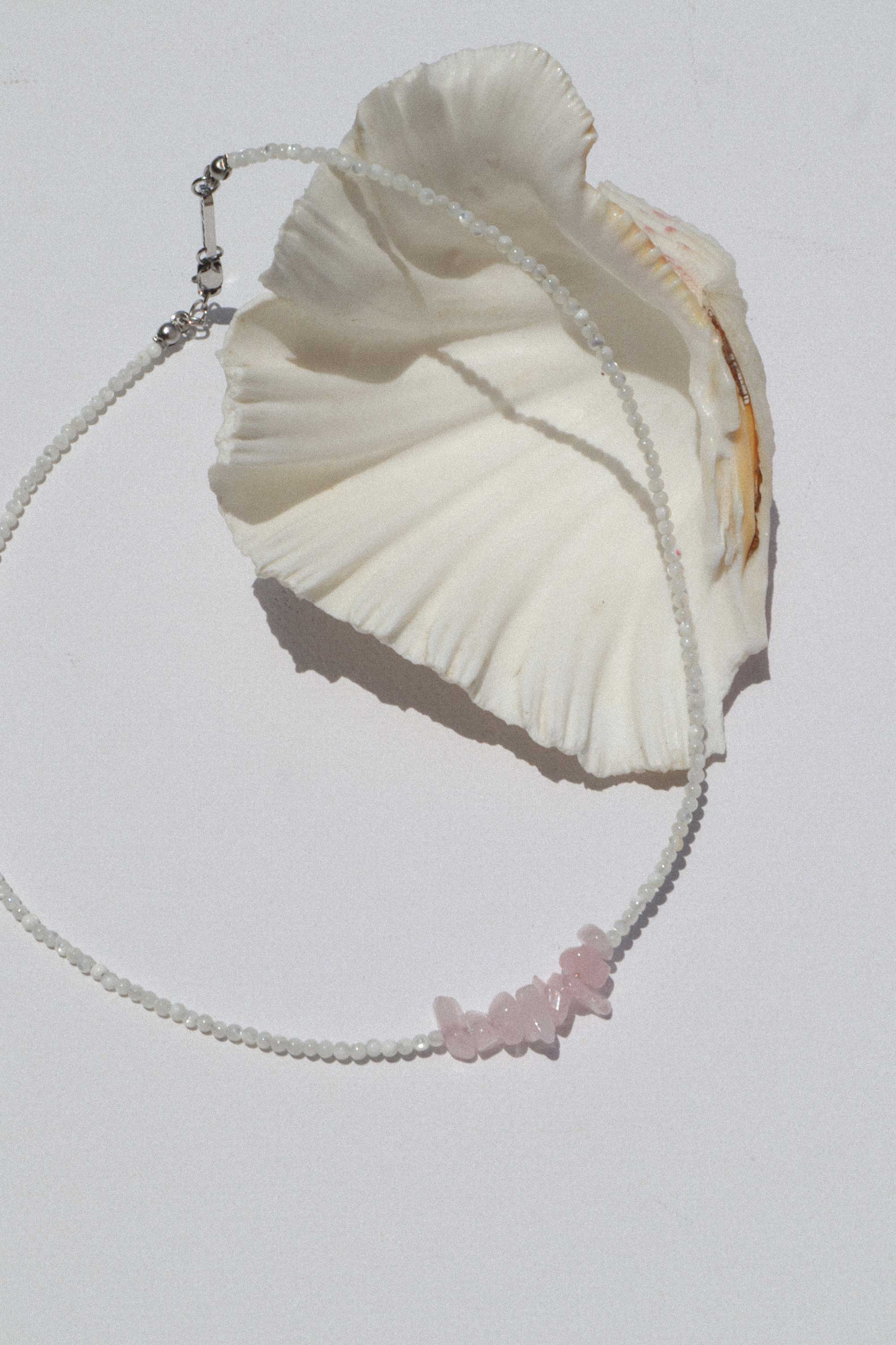 Minimal Necklace